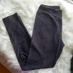 LuLaRoe black leggings OS